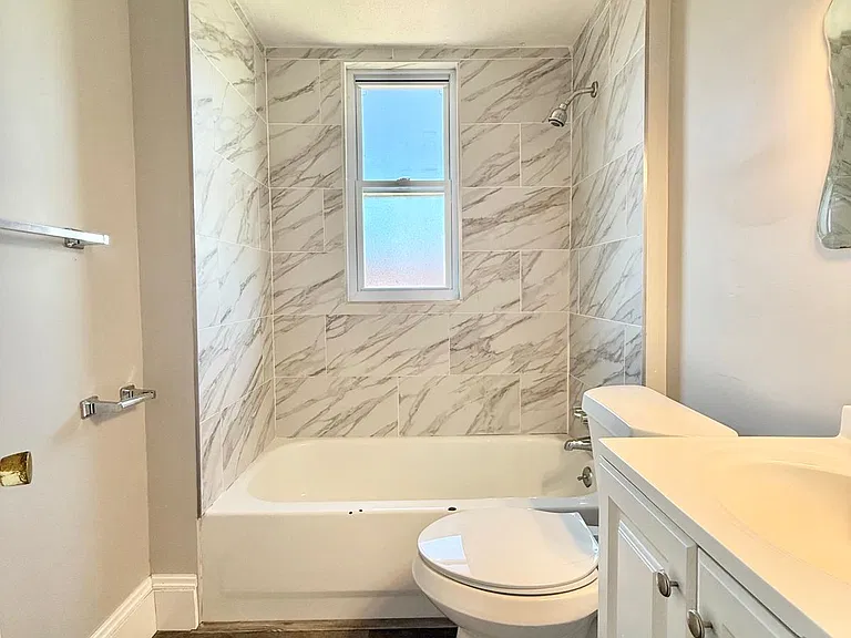 4711 Behrwald Ave #UP — Photo 19