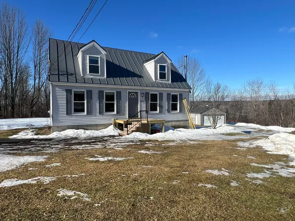 83 Norridgewock Road, Fairfield, ME 04937