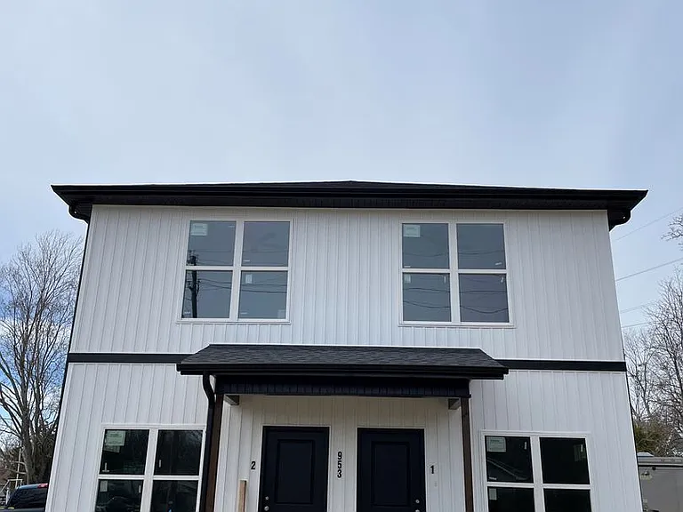 953 S One Mile Rd — Photo 1
