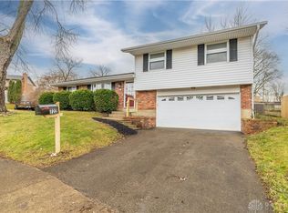 722 Little John Ct, Miamisburg, OH 45342
