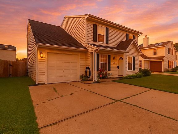 2nd image of 206 Rockwood Pl