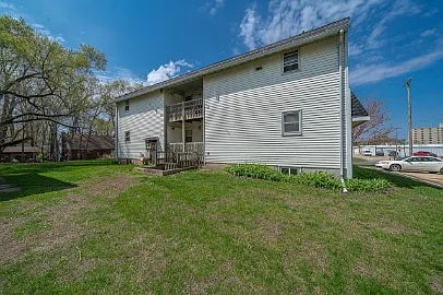 1201 Avenue A - 2 — Photo 2