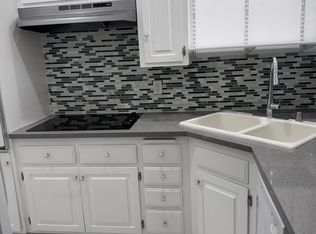 245 N Almont Dr APT 103, Beverly Hills, CA 90211