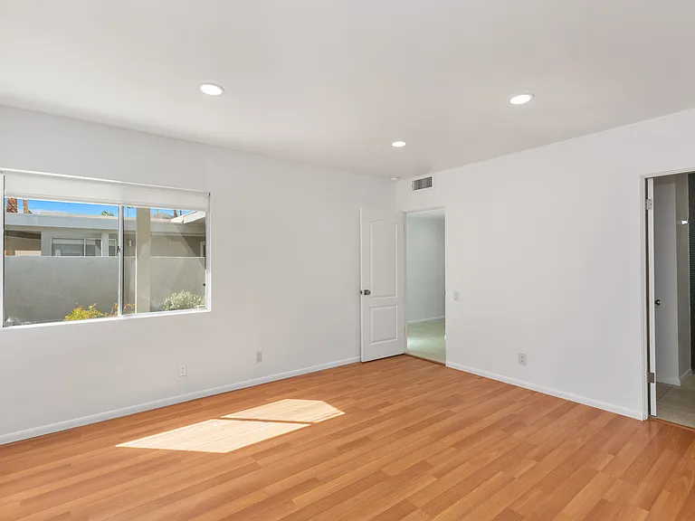 48071 Birdie Way #48071 — Photo 7