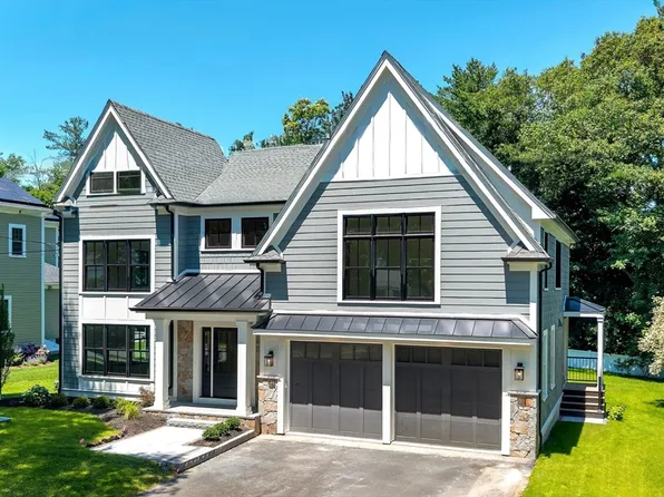 47 Rolling Ln, Needham, MA 02492