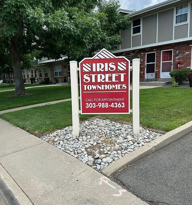 Iris Street Townhomes