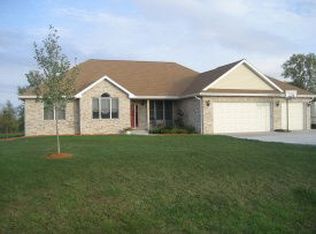 5839 S Indian Trl, Rochelle, IL 61068