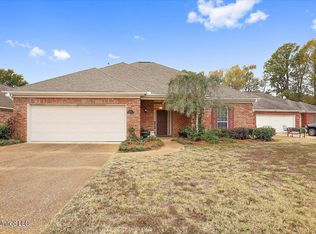 305 Garden Dr, Brandon, MS 39042