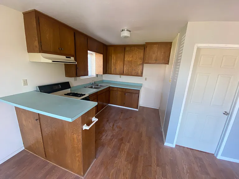 1708 Camino Del Oro — Photo 10