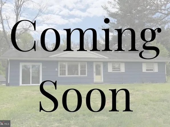 6717 Middle Rd, Middletown, VA 22645