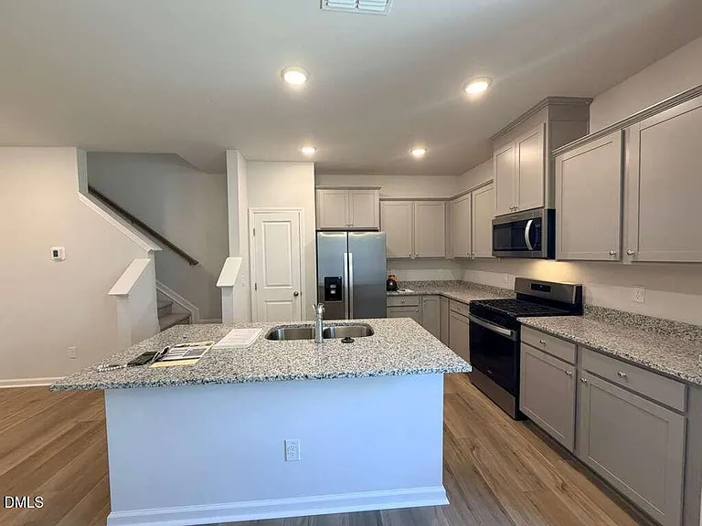5024 Reader Way — Photo 8