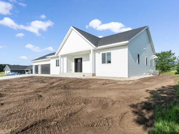 1720 Summer Ln NE, Alexandria, MN 56308