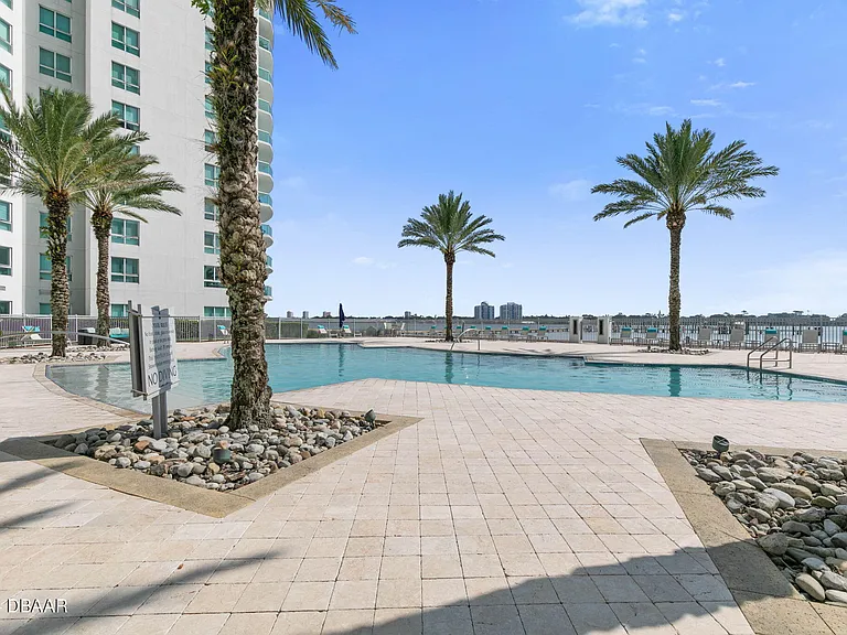 231 Riverside Dr #12091 — Photo 76