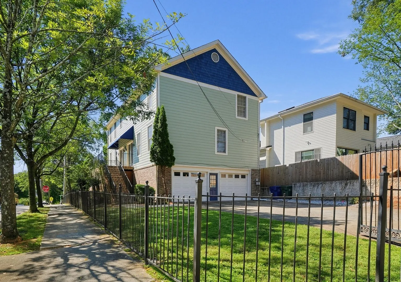 Old Fourth Ward 3BR/2.5BA Townhouse with Renovated Baths, Private Driveway and 2-Car Garage, $3,4... — Photo 1
