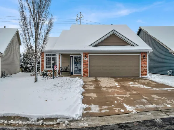4741 Larkspur Cir, Lawrence, KS 66047