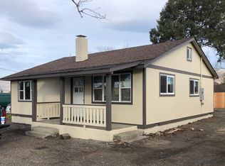 810 E Bolz Rd, Phoenix, OR 97535