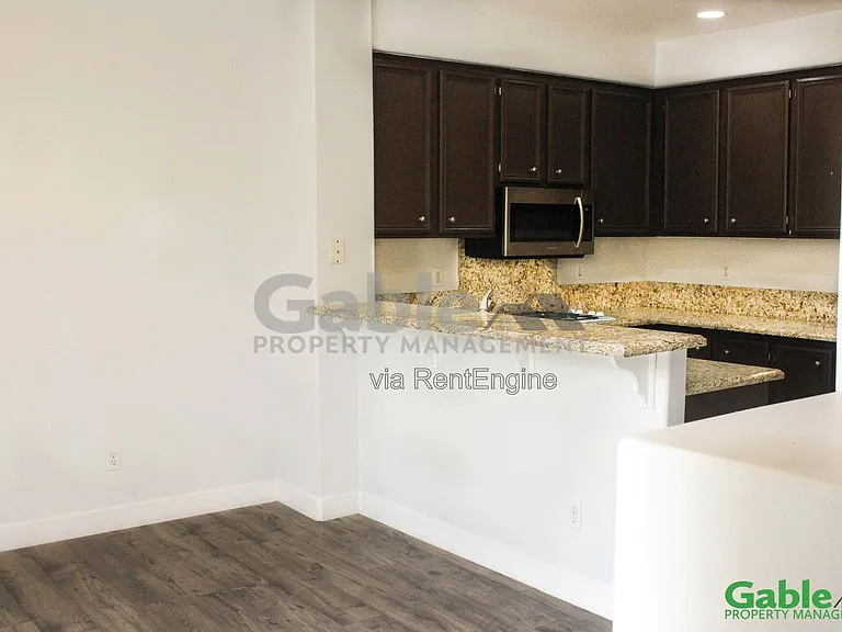 24210 Amaryllis Ct — Photo 6