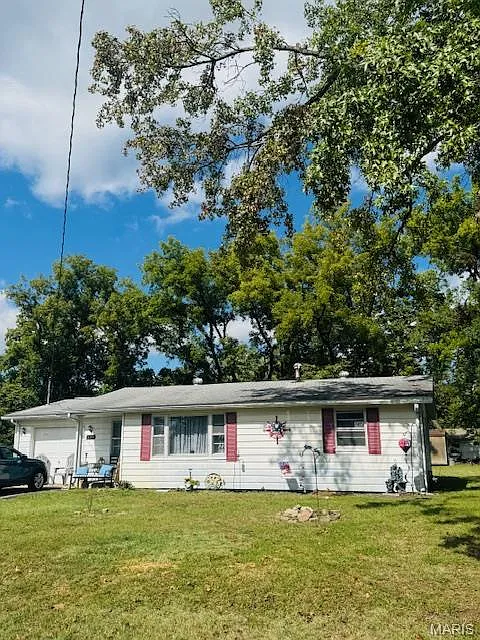 631 Monica Dr photo 1