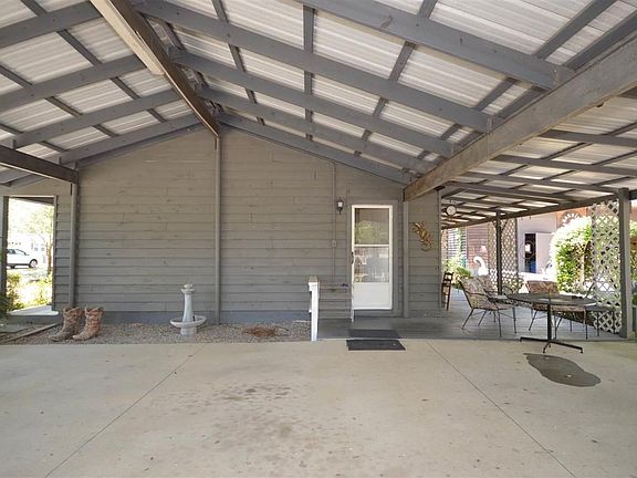 4th image of 3274 Melvin Dr