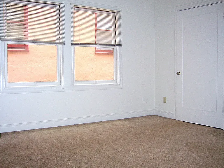 1757 Oxford St #8 — Photo 2