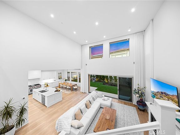 3rd image of 111 Orbit