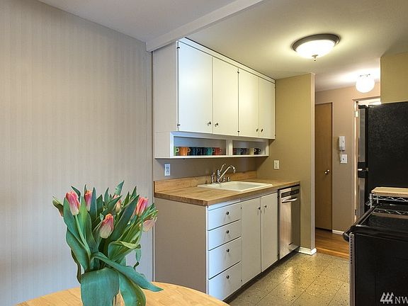 5th image of 919 2nd Ave W APT 604