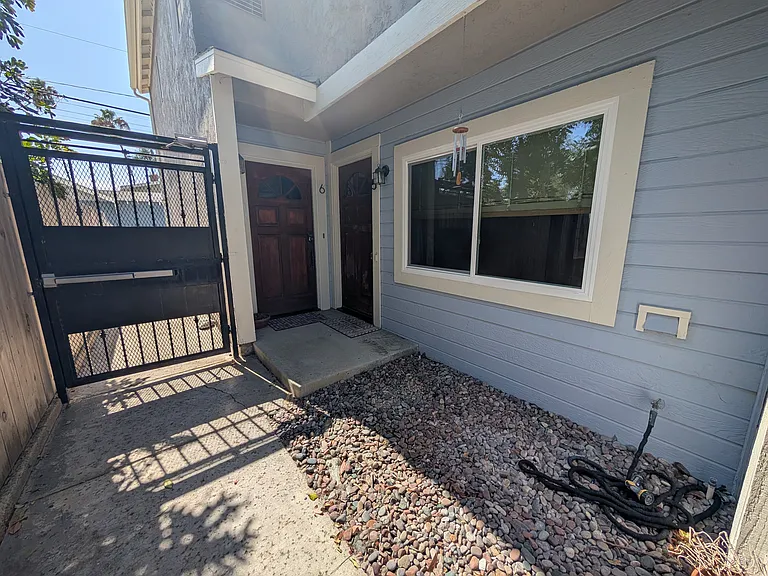 4510 Campus Ave #5 — Photo 3
