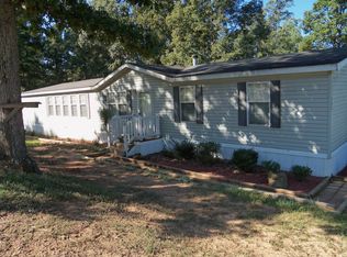 162 Shawnee Ln, Locust Grove, GA 30248