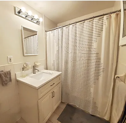 Rented by Teresa Lai, LREB | media 6