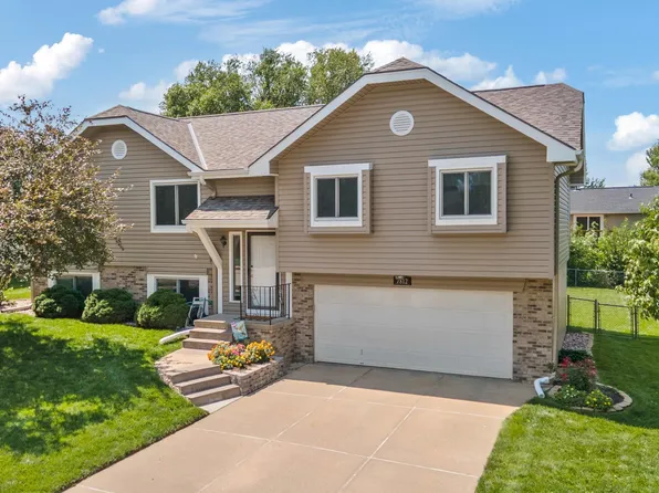 7812 S 71st St, La Vista, NE 68128