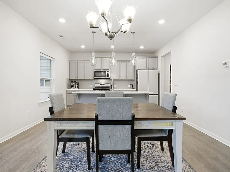 1401 Addison Lake St — Photo 16
