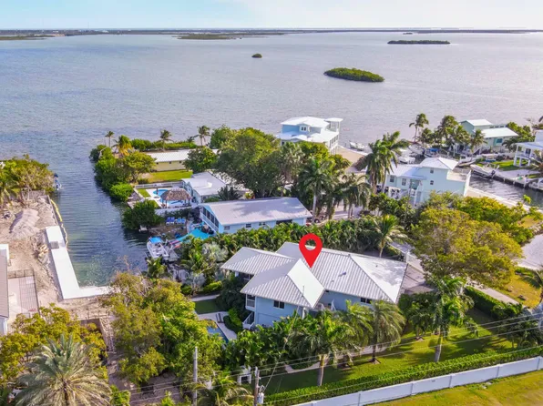 17213 Starfish Ln, Sugarloaf Key, FL 33042