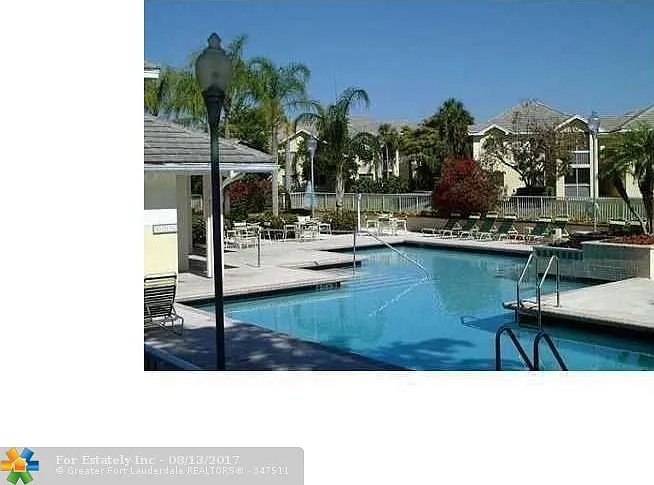 9899 Westview Dr #517 — Photo 22