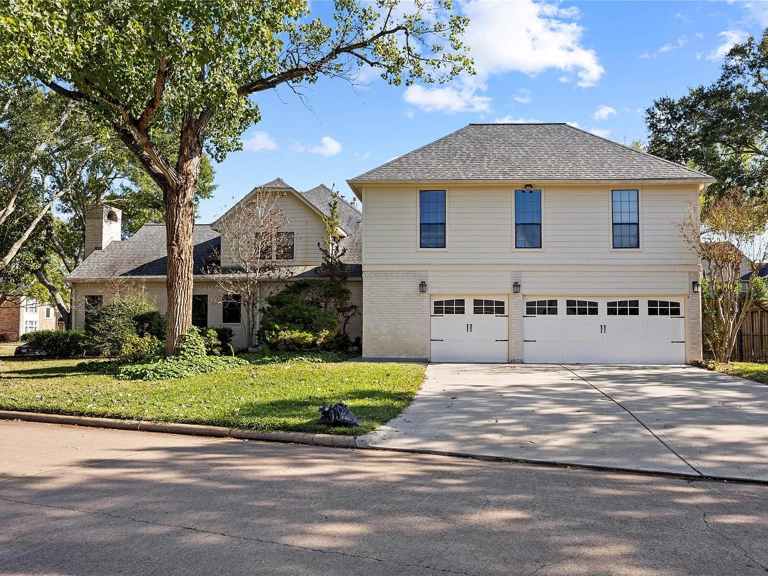 4 bed, 3.5 bath, 2911 sqft, $3,000 — Photo 3