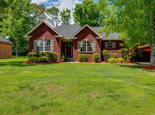 2318 Woodmont Dr, Springfield, TN 37172