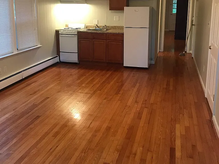 74 Eastview Ave — Photo 13