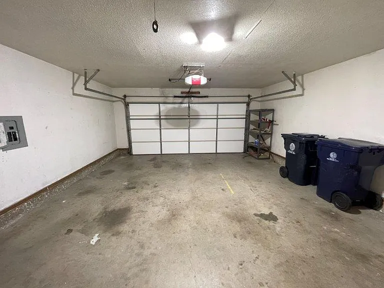 13012 Almond Dr — Photo 17