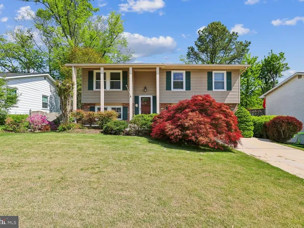 1032 Christmas Ln, Gambrills, MD 21054