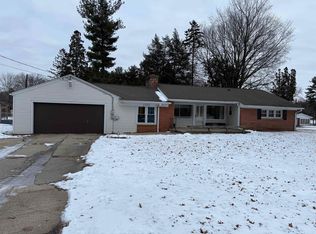 1324 Post Dr, Rockford, IL 61108