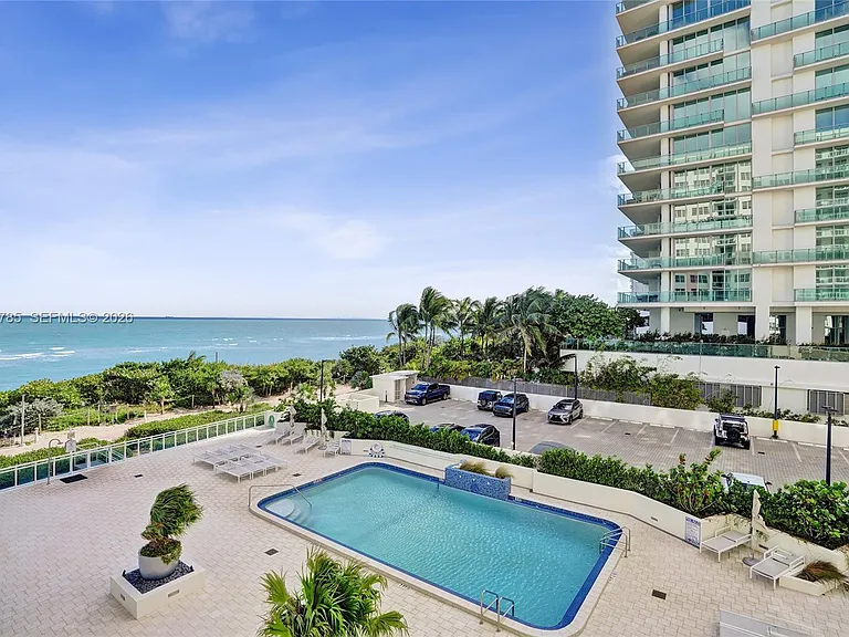 6917 Collins Ave #503 — Photo 16