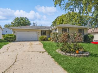 480 N 9th St, Carlisle, IA 50047
