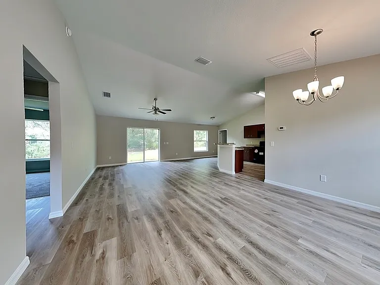 3584 W Burgandy Dr — Photo 4