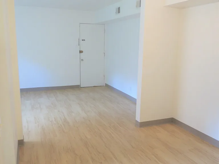 5712 Phillips Ave #B5 — Photo 21