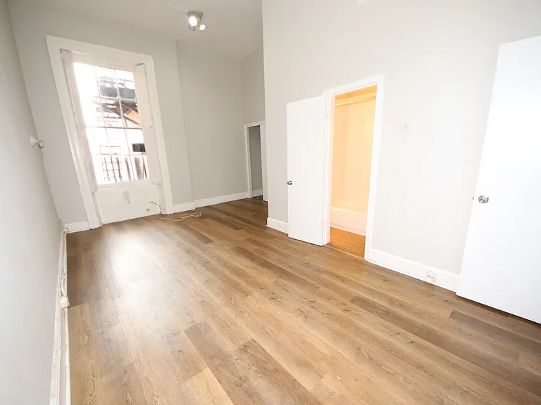 1402 Eutaw Pl #4 — Photo 16