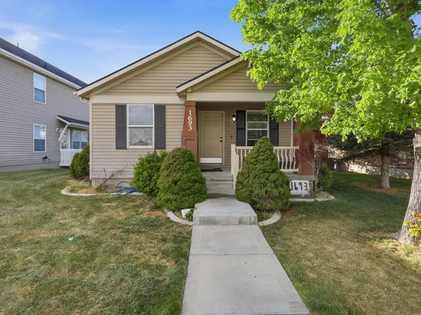 1693 N Aaron Dr, Tooele, UT 84074