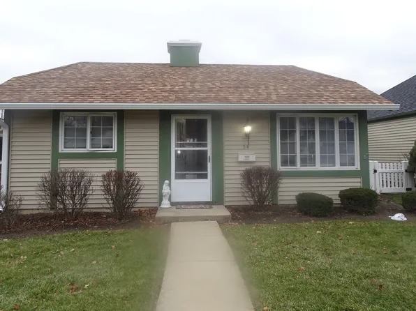 54 Garden Dr, Montgomery, IL 60538