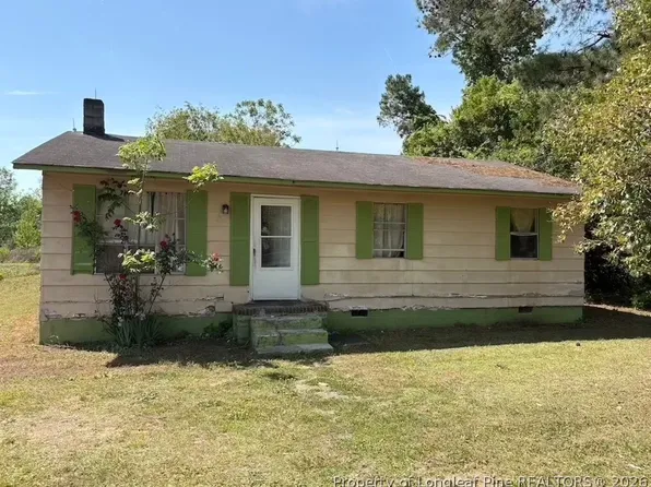 118 Brooklyn St, Red Springs, NC 28377