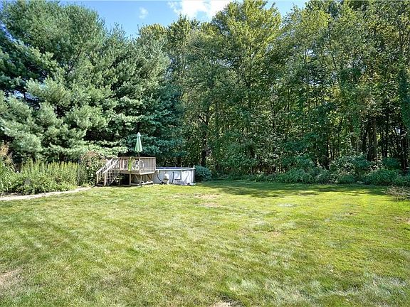 3rd image of 86 Parker Ln