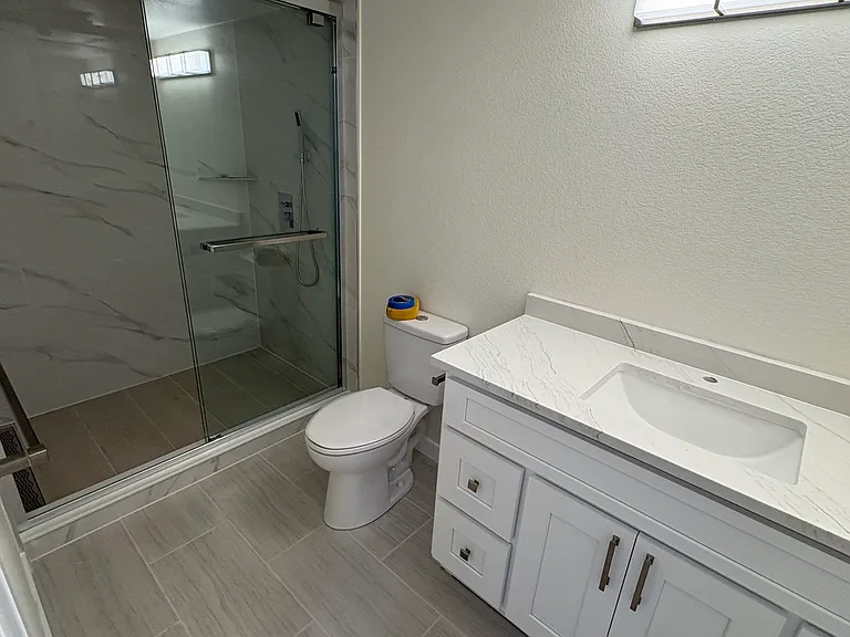736 Club Cir — Photo 28