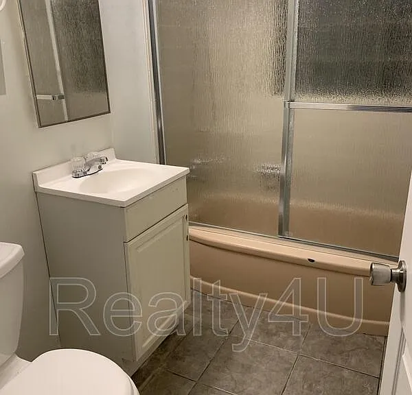 1246 E Crystal Ave #1 — Photo 13